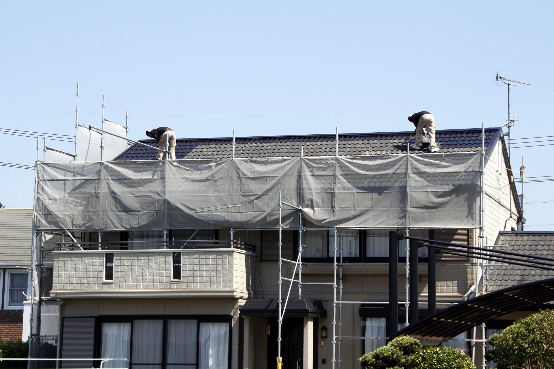 屋根の塗装の工程とは?工期やどんな準備・施工を行うか解説